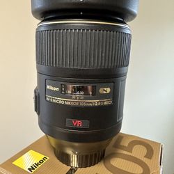 Nikon 105 mm Micro Lens