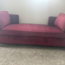 Red Velvet Settee 