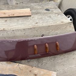 Semi truck roof fairing