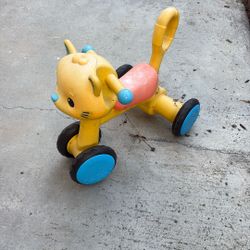 Little lion car