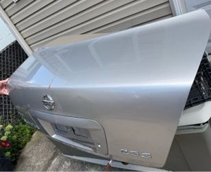 02-06 Nissan Altima Trunk