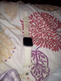 Smart Apple watch 3rd generation with charger