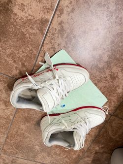 Off white out of off