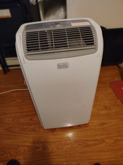 Floor model AC $200 obo
