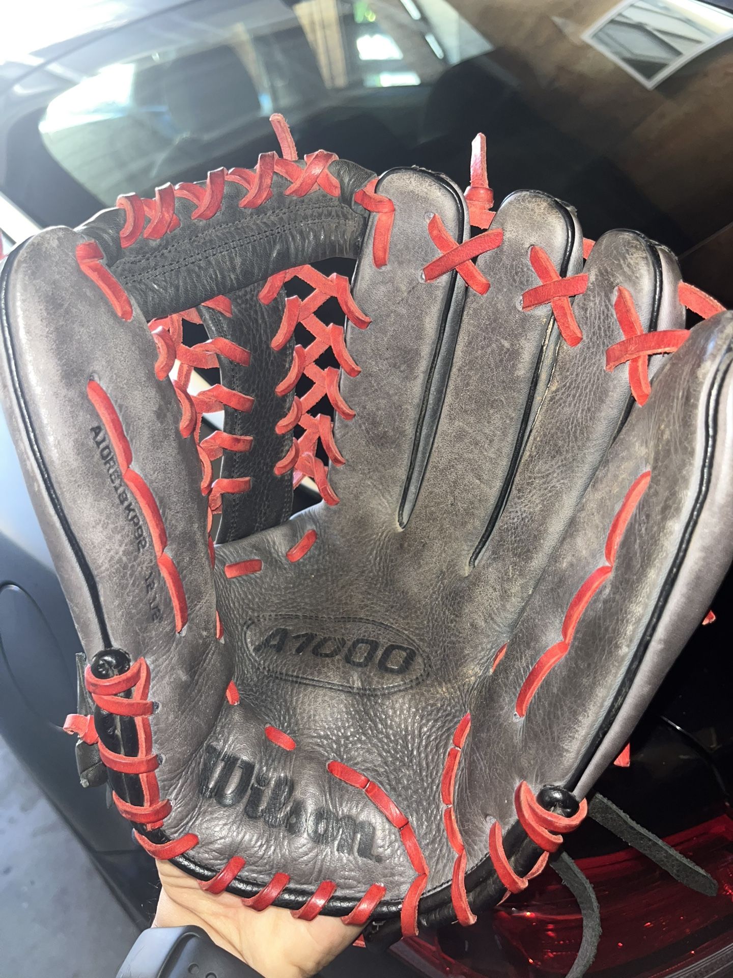 Wilson A1000 Baseball Glove 