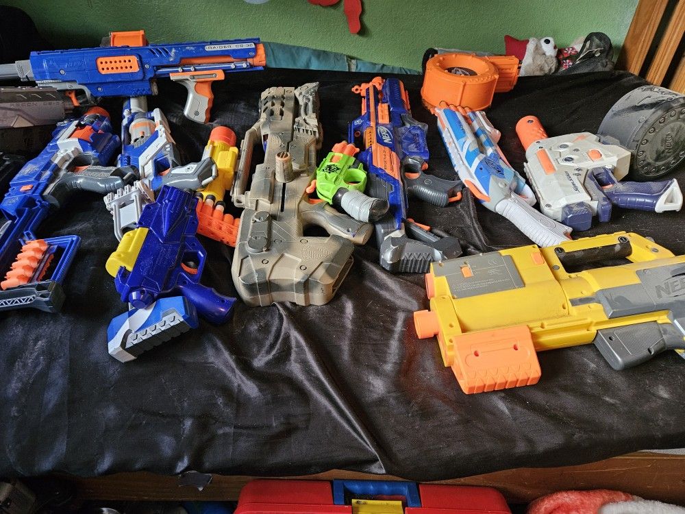 Lot Of Nerf Guns