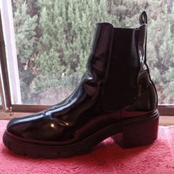 Black Chunky Heel Boots