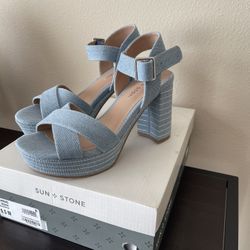Women Heel Sun Stone Size 6.5M  NIB