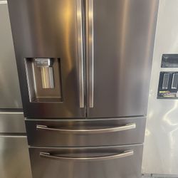 36” 28 cu. ft. 4-Door French Door Refrigerator with FlexZone™ Drawer in Tuscan Stainless Steel FOR SALE!