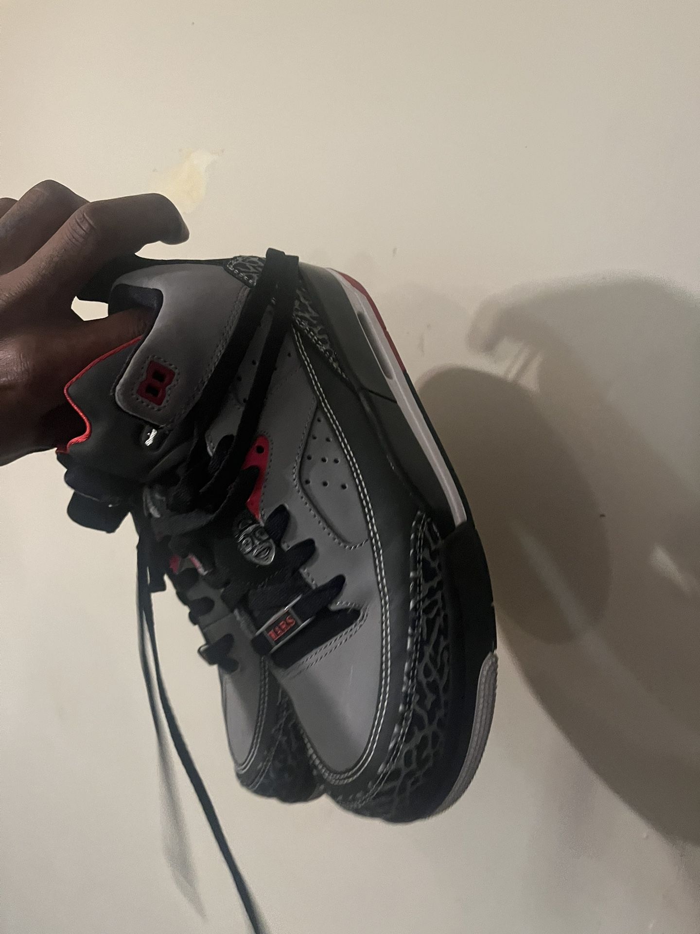 Kids Shoes Gently used Clean Rare Sizes 5.5-6y