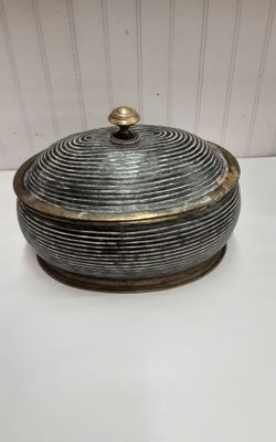 Large Oval Brass Container W/Lid- Located in Shelton
