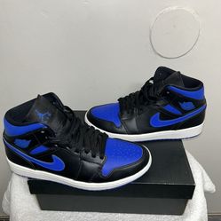 Air Jordan 1 Mid ‘Black Hyper Royal’ Size 8.5