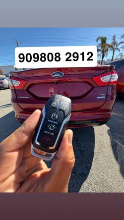 Llaves de autos / car keys and remotes