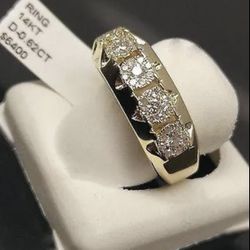 Gold Ring With Diamonds 