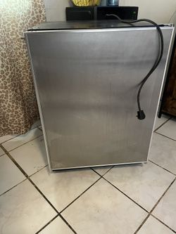 Used mini fridge