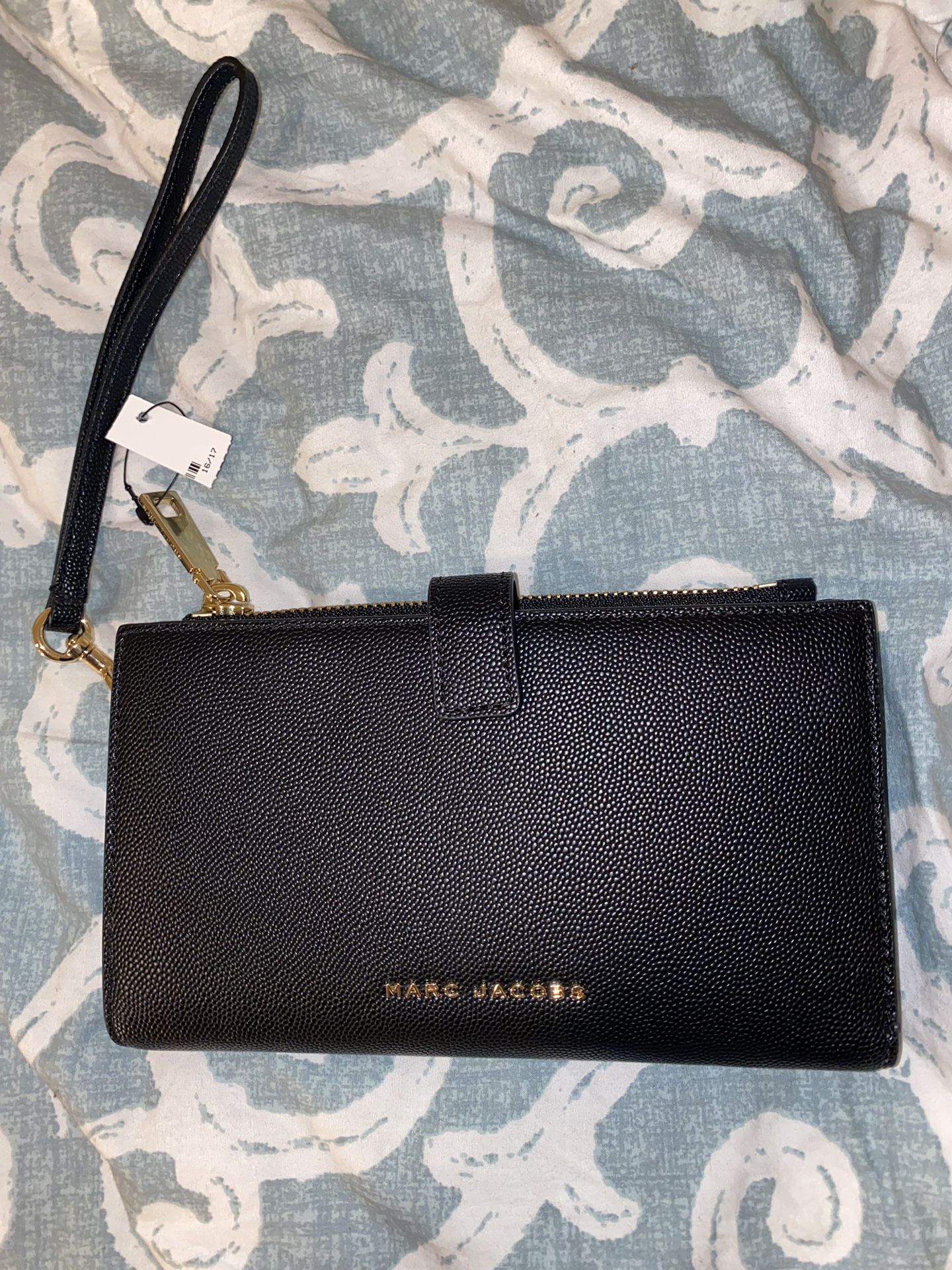 Marc Jacobs Leather Phone Wallet Bnew