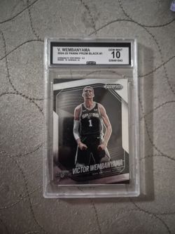 Victor Wembanyama 2024-25 Panini Prizm Black #1 CGC 10