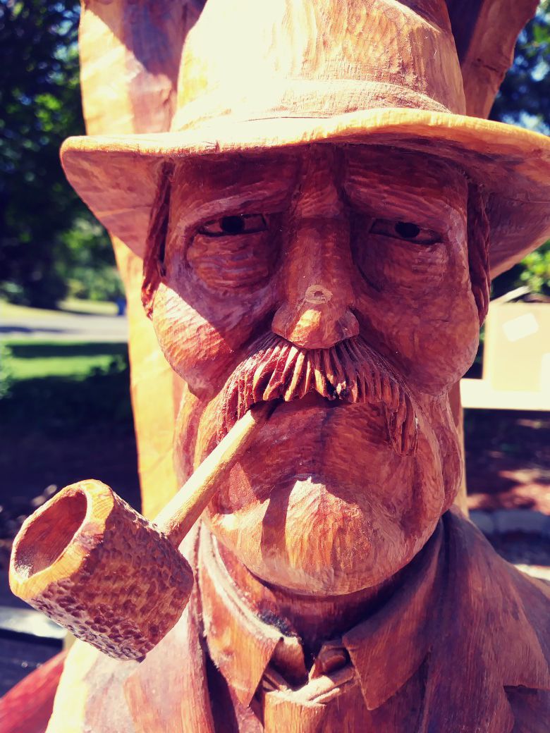 Bob Lundy Wood Carving for Sale in Puyallup, WA
