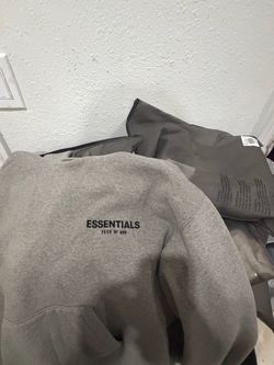 Essential sweater S