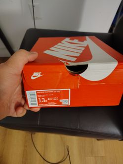 Girl Nike boots size 13c