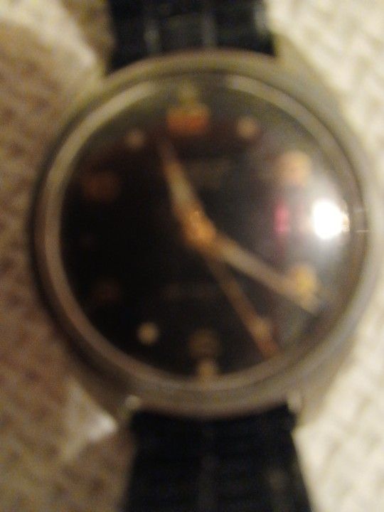 1950 South winding bin rust military issue watch.