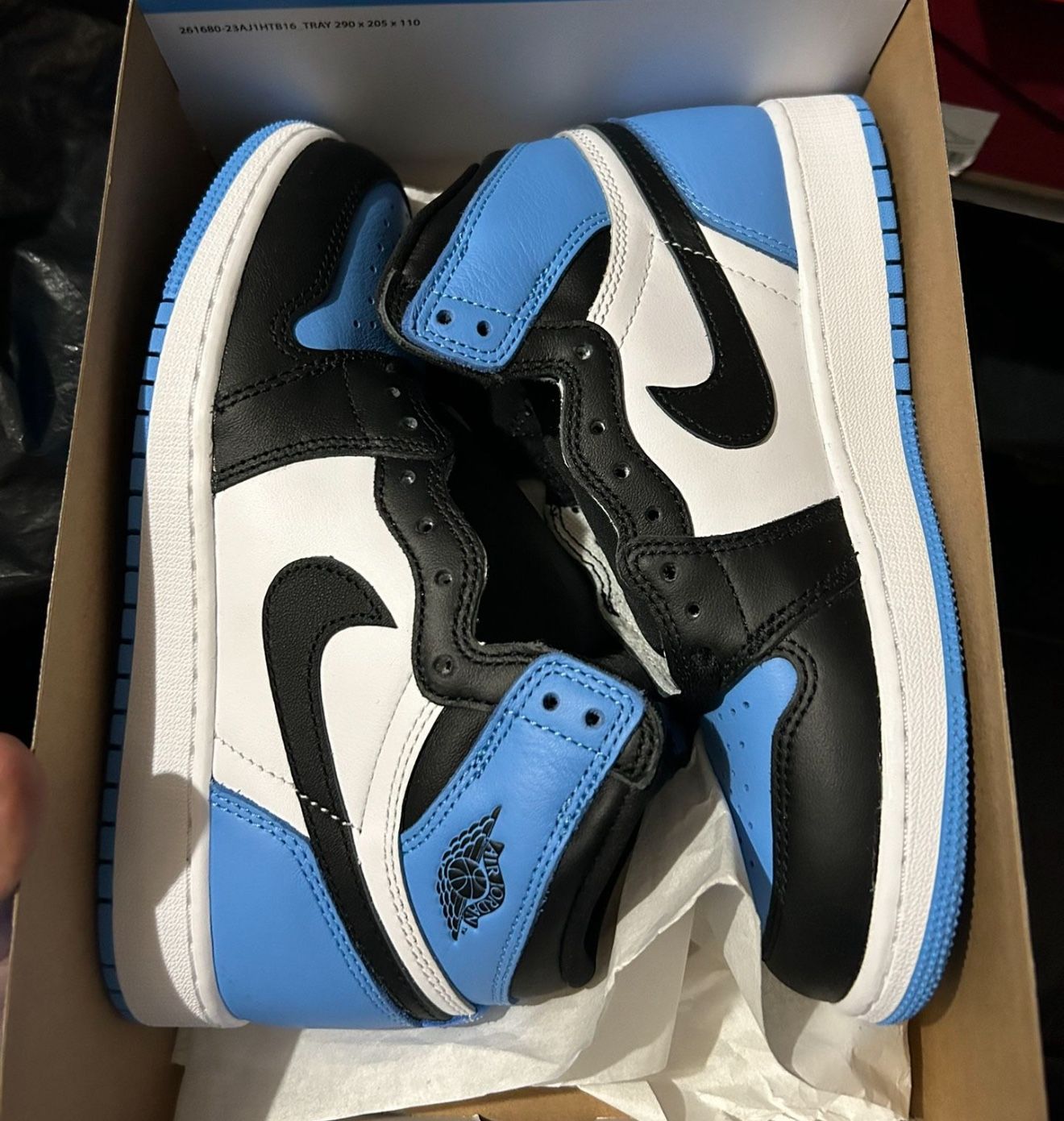 Air Jordan Retro 1 Size 7y - 5y