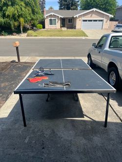 *FREE* Ping Pong Table