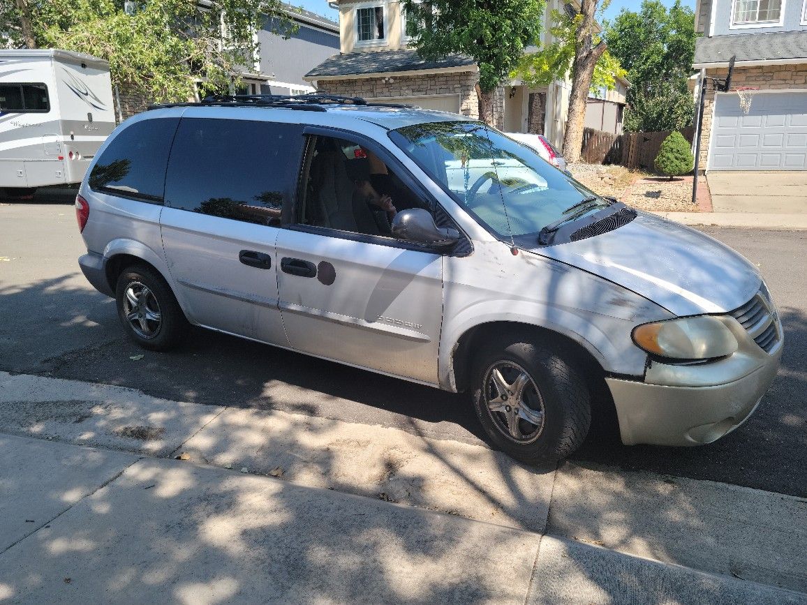 2001 Dodge Caravan