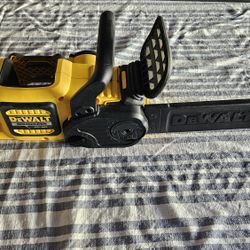 Dewalt 60V MAX 16in. Brushless Battery Powered Chainsaw

