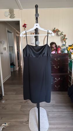 Black short dress