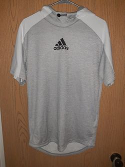 Men's Adidas shirt sz small