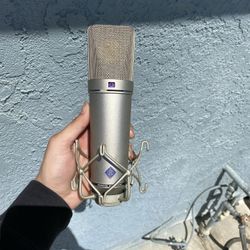 Neumann U87
