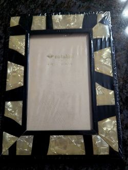Natalini Black/Gold Wood Photo Frame 4x6 Rectangle Freestanding Portrait