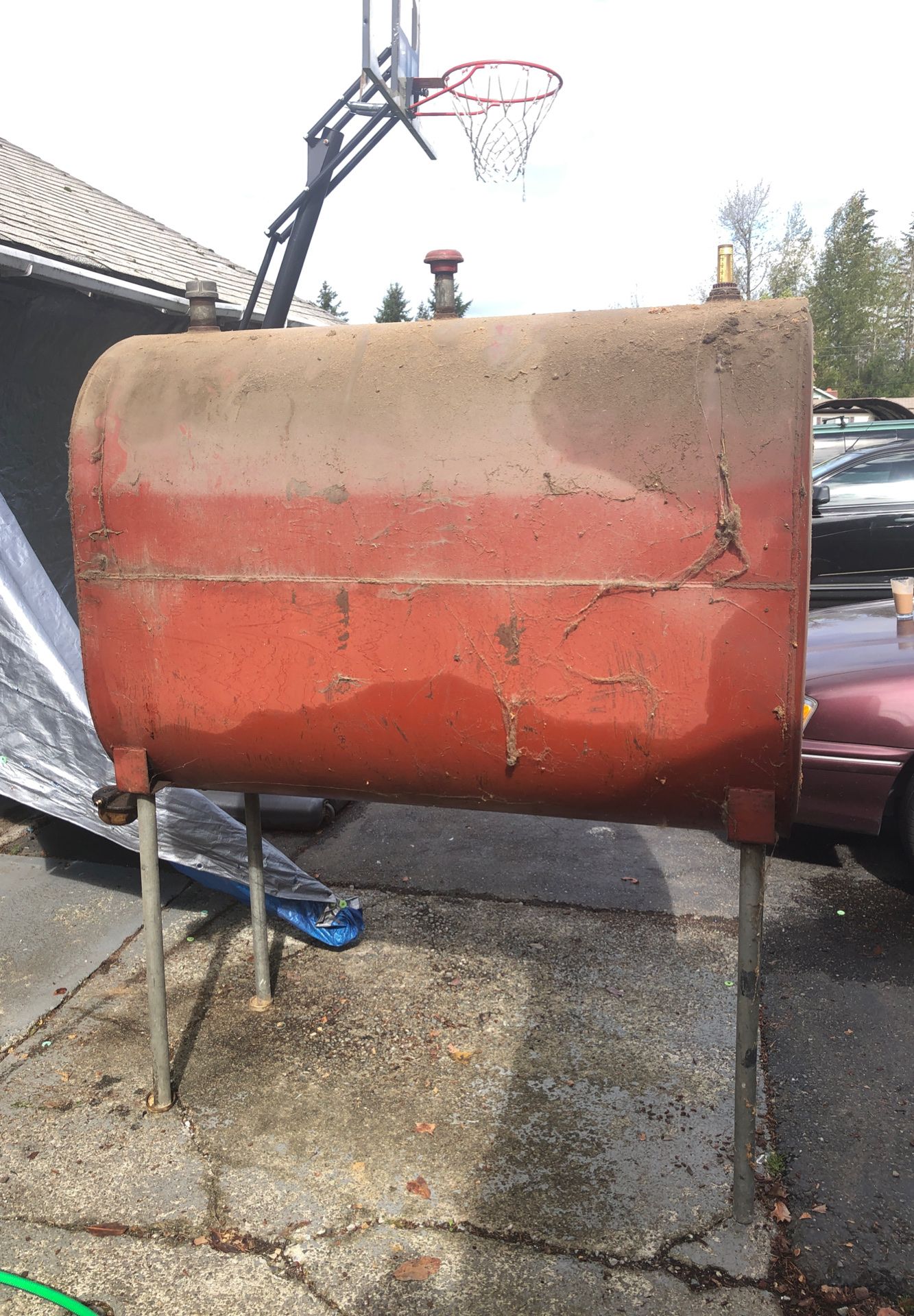 Over 200 gallon oil tank for Sale in WA OfferUp
