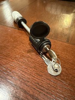 1UP-USA Hitch bar lock