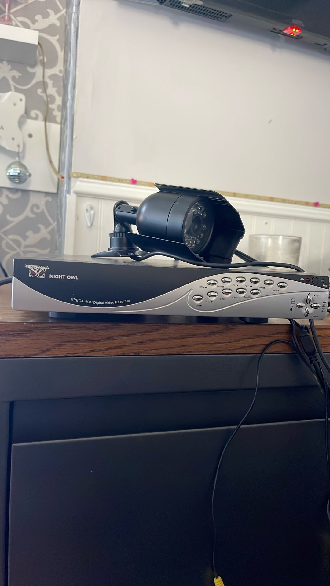 Wired Security Night Owl Recorder With One Camera