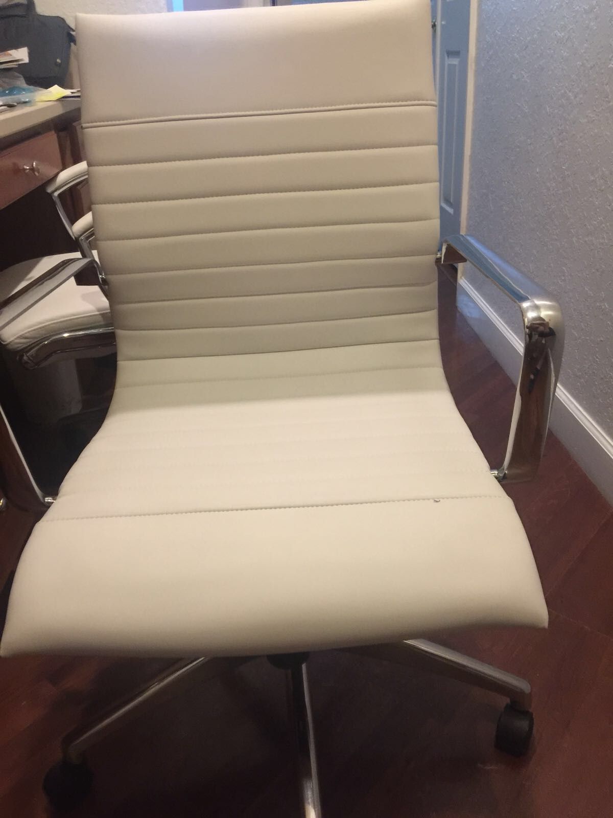Chair home/office White Leather