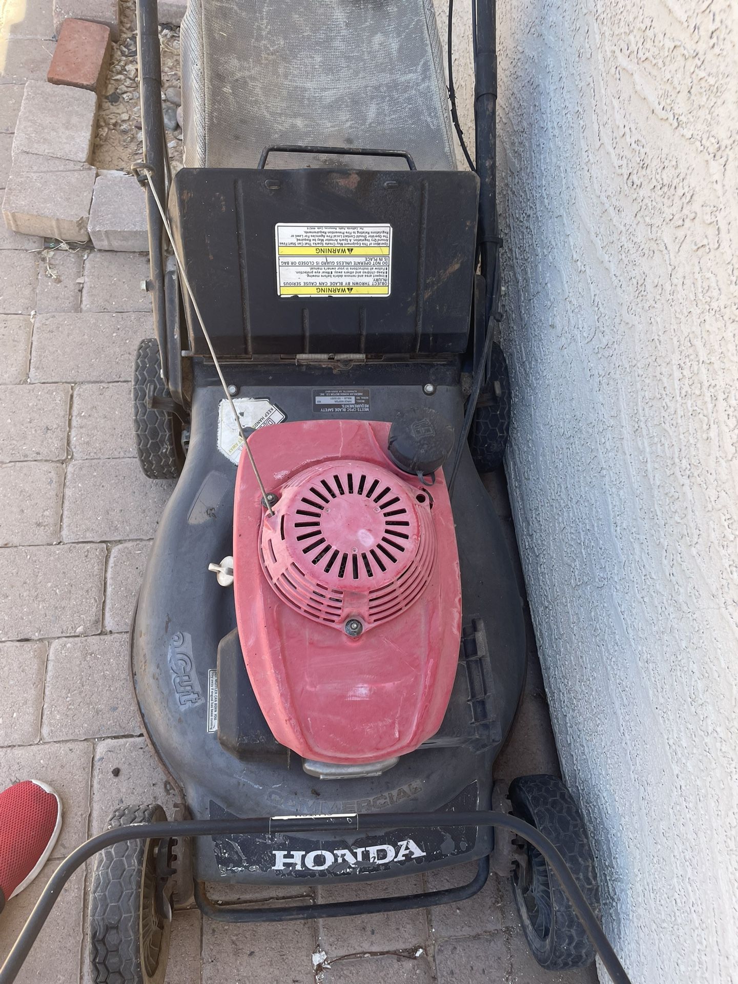 Honda Three Speed Comercial Self Propelled Lawn Mowers