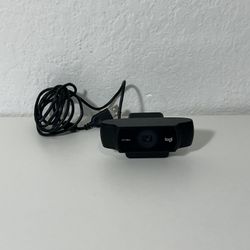 Logitech HD 1080p Webcam – USB Plug & Play