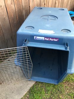 Large pet carrier $25 south La 90043