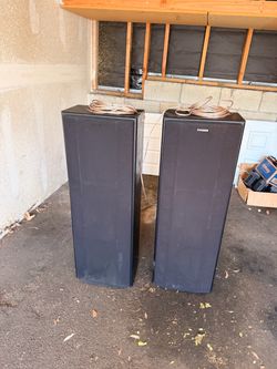 Standing studio speaker set -Fisher STV 9338 Speakers