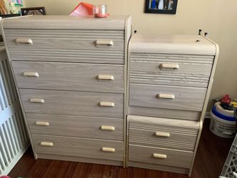 Bed too dresser and night stand