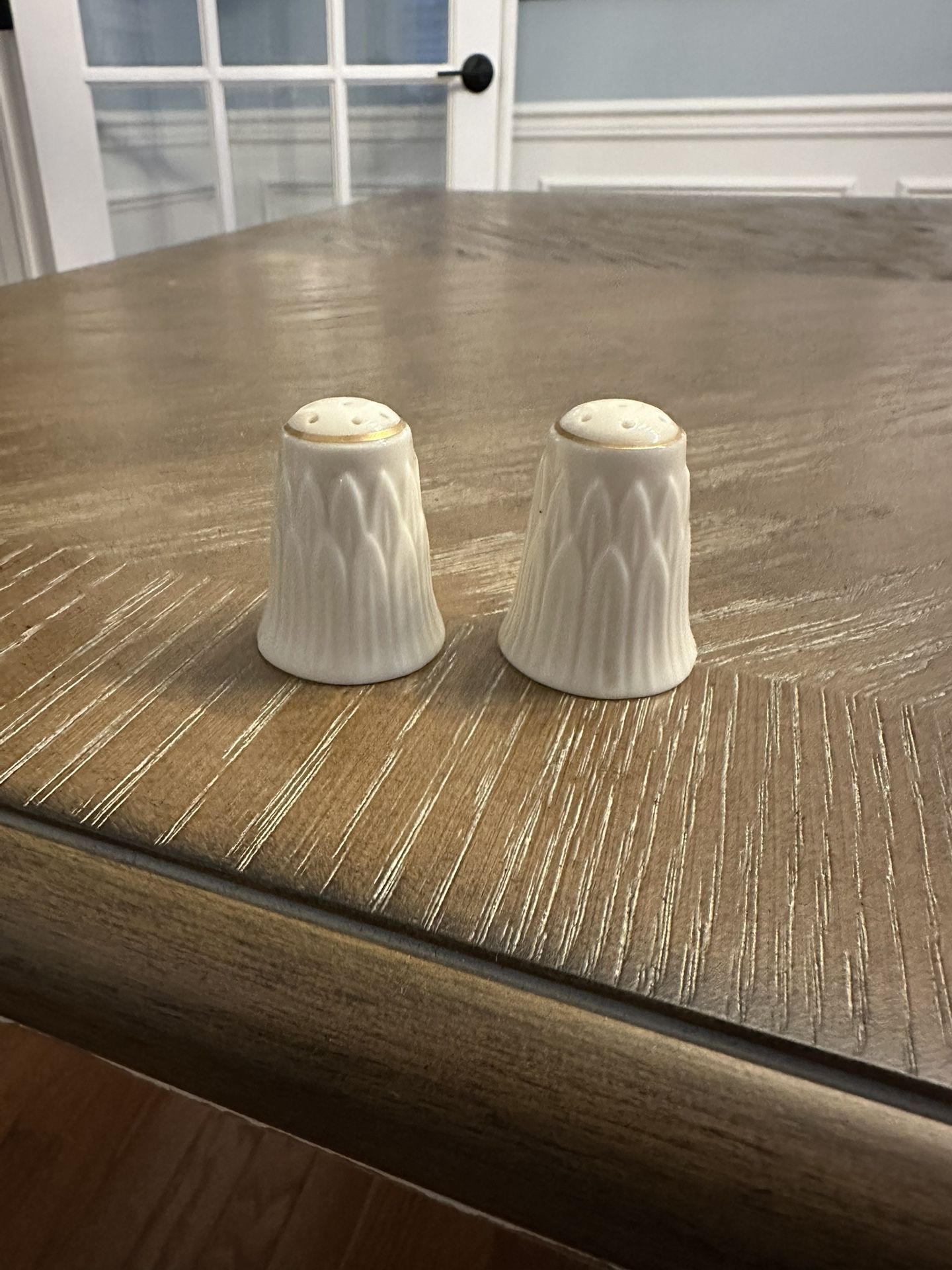 Lenox Salt And Pepper Shaker