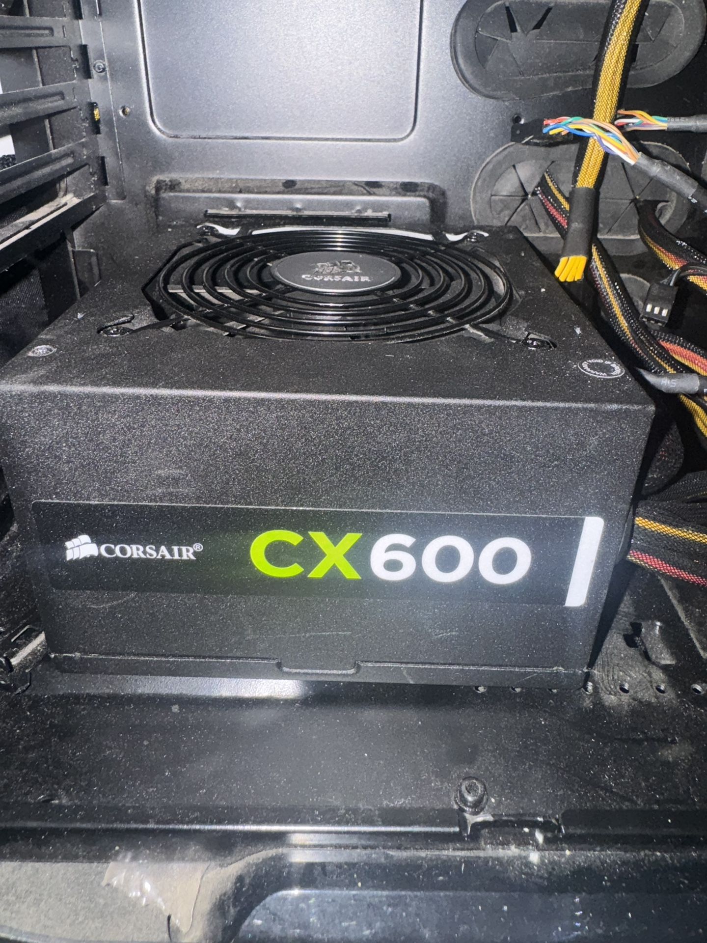 Corsair CX600 Power supply