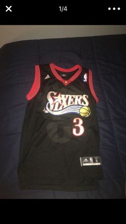 Basketball jersey (Allen Iverson)