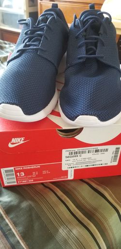 NIKE RosherRun '15 Brand New Size 13