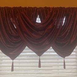 Croscill Classics Burgundy Waterfall Valance (3)