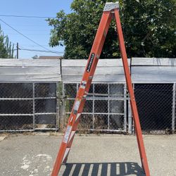 12ft Louisville Ladder