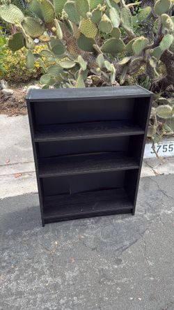 FREE small bookcase - on curb