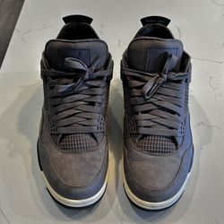 Jordan 4's Retro SP 'A Ma maniere violet ore' Size 10